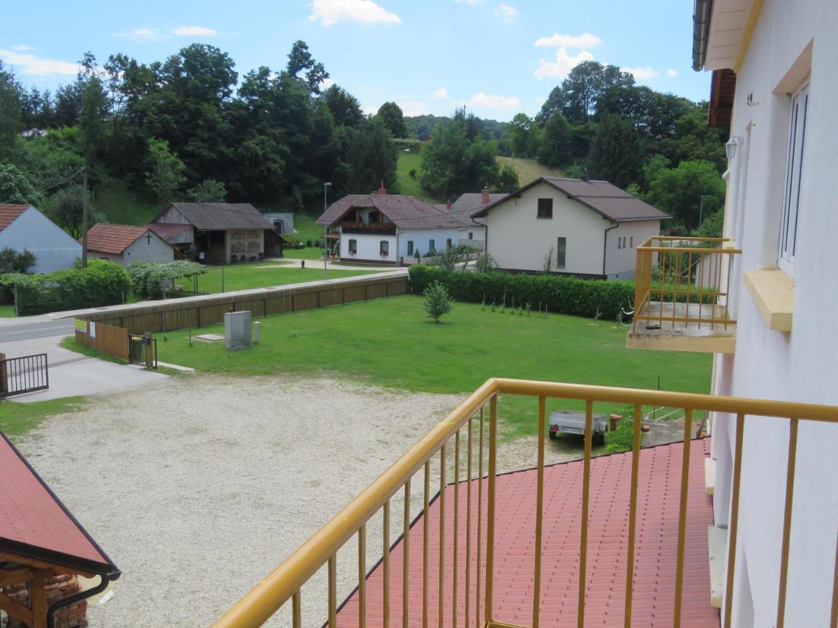 Mill House Apartment And Camping Ljutomer ภายนอก รูปภาพ