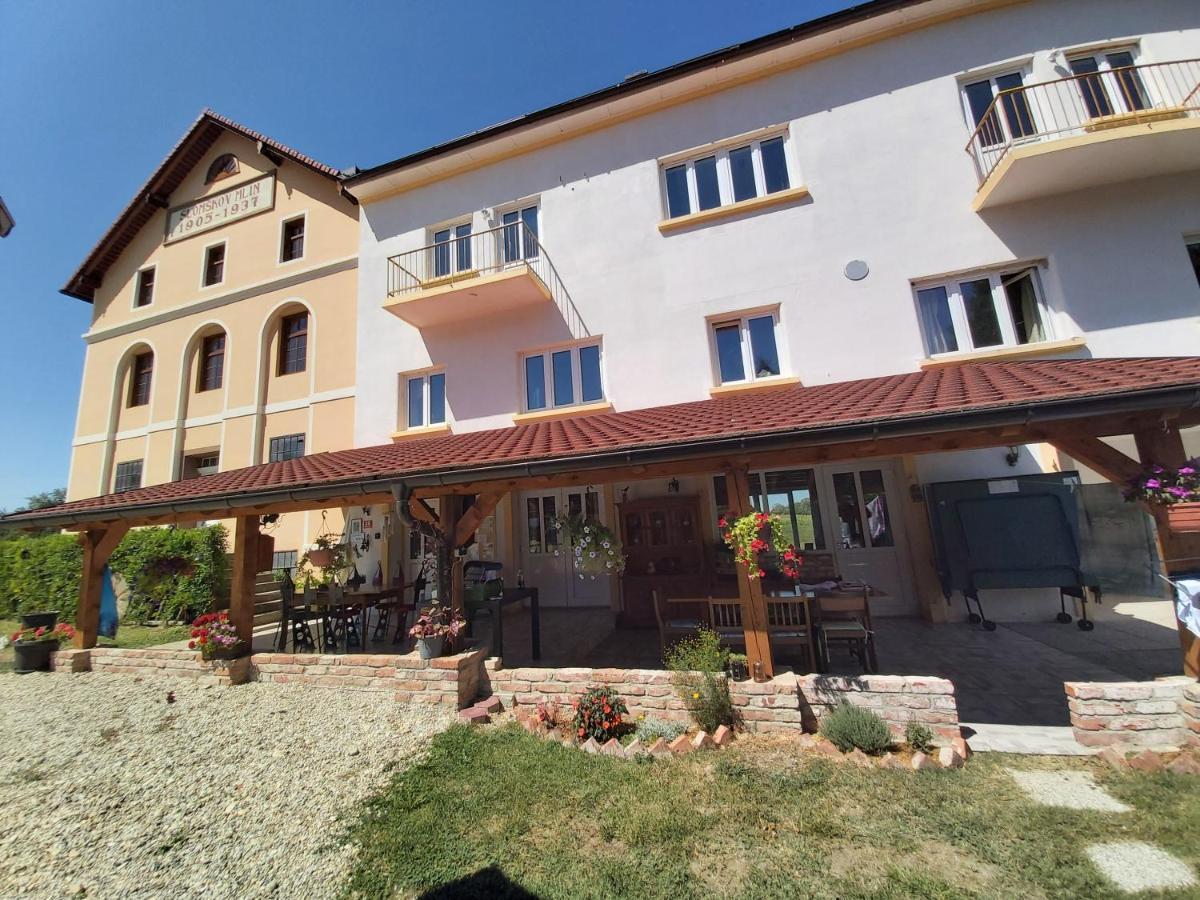 Mill House Apartment And Camping Ljutomer ภายนอก รูปภาพ