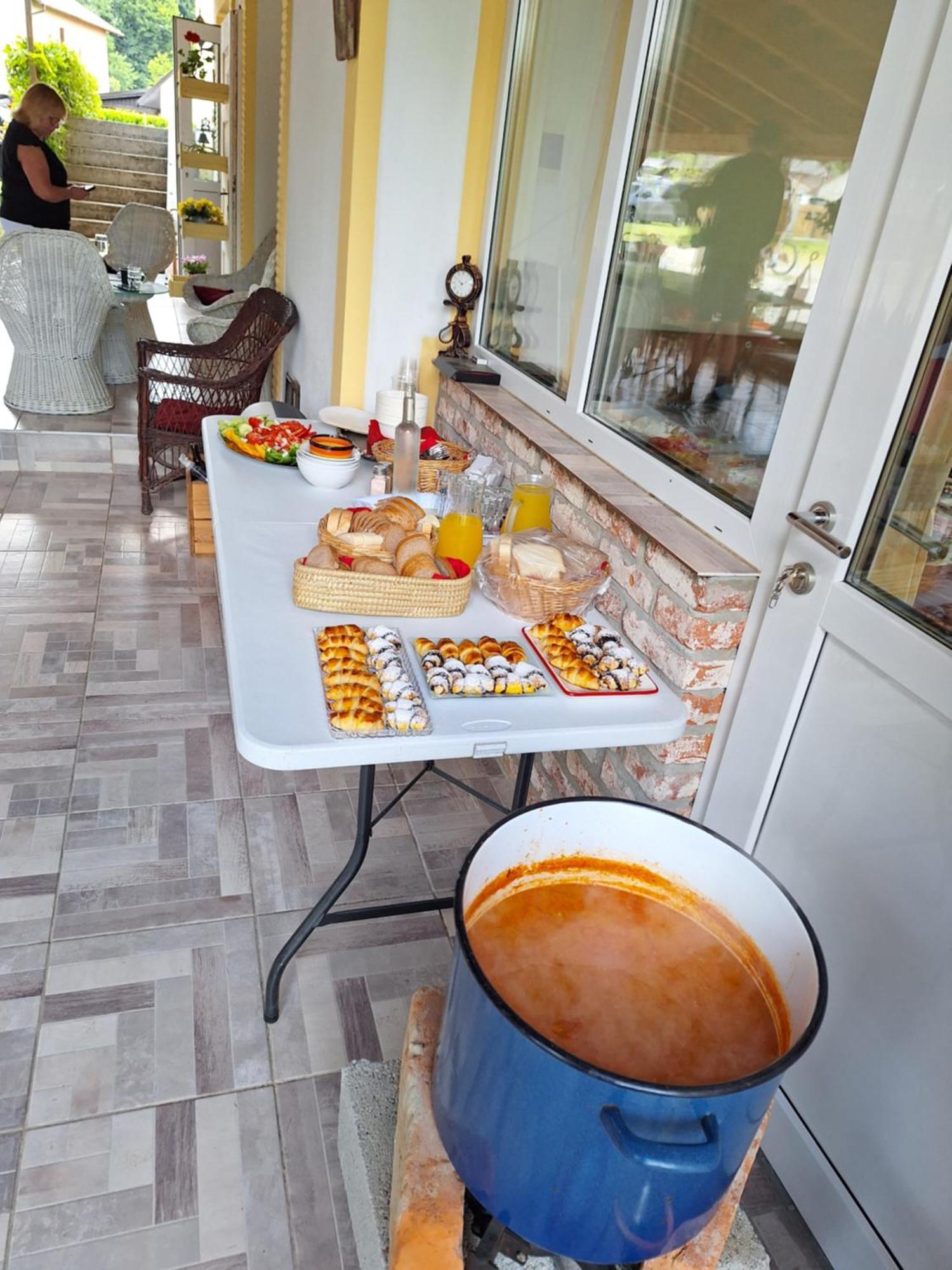 Mill House Apartment And Camping Ljutomer ภายนอก รูปภาพ
