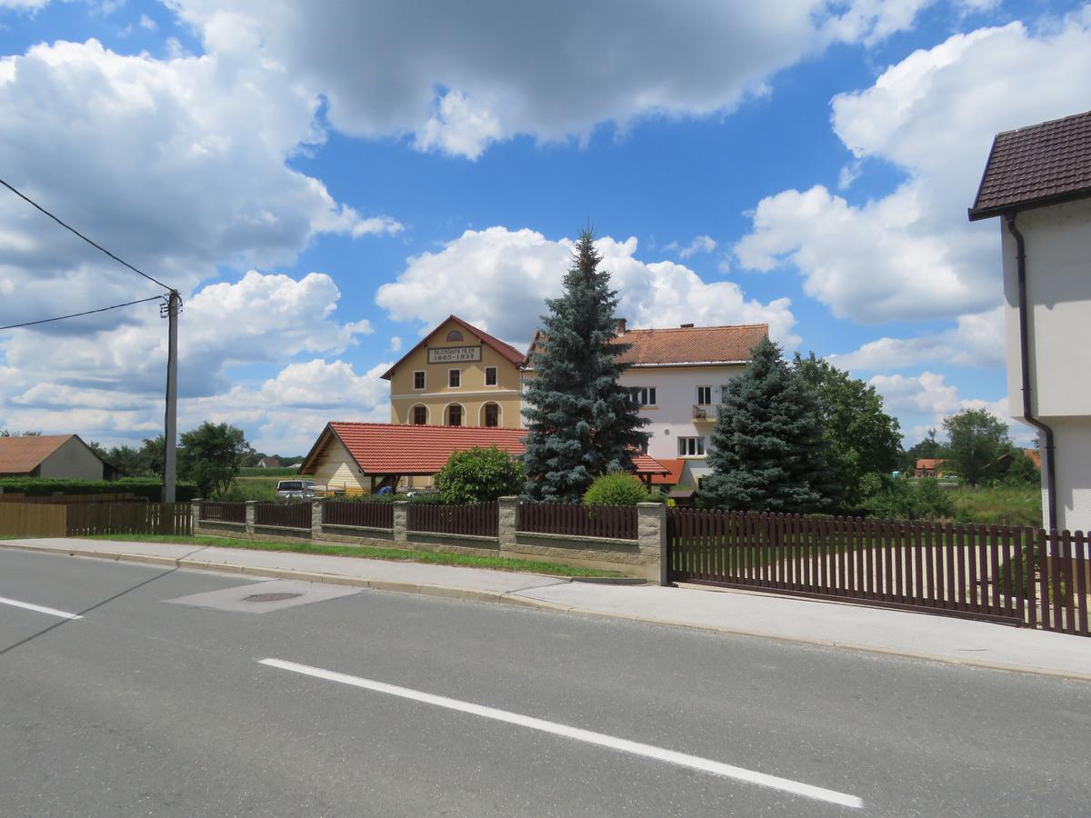 Mill House Apartment And Camping Ljutomer ภายนอก รูปภาพ