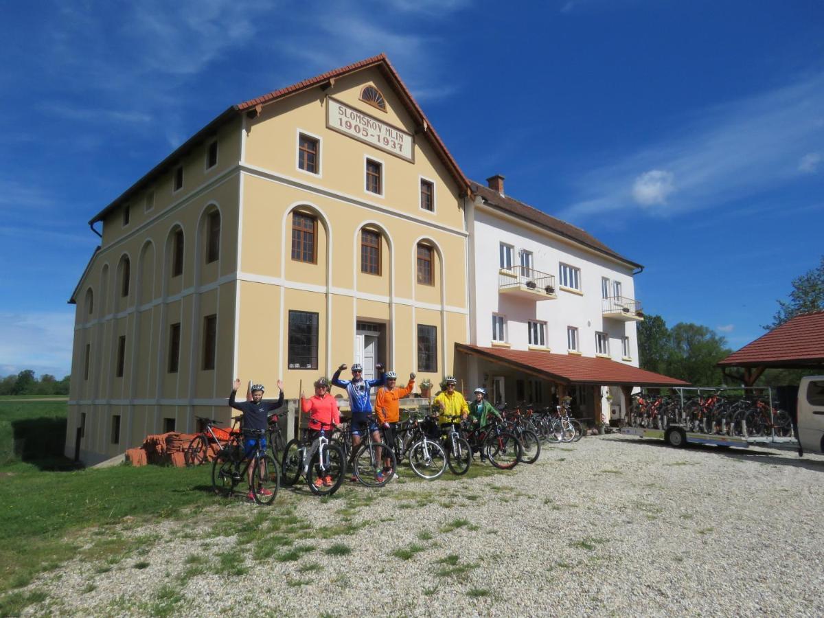 Mill House Apartment And Camping Ljutomer ภายนอก รูปภาพ